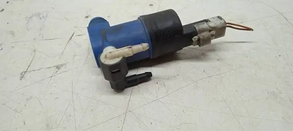 Renault Trafic II (X83) Windscreen/windshield washer pump 9641553880 9641553980