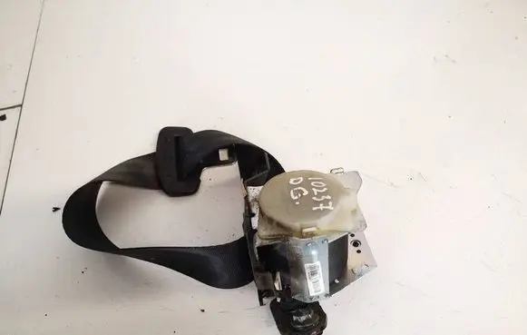 KIA Ceed Rear seatbelt 898201h000