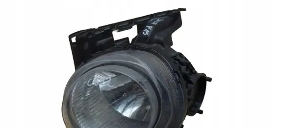 Nissan Juke I F15 Headlight/headlamp