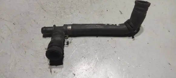 Volkswagen PASSAT B5.5 Engine coolant pipe/hose 8D0121049H