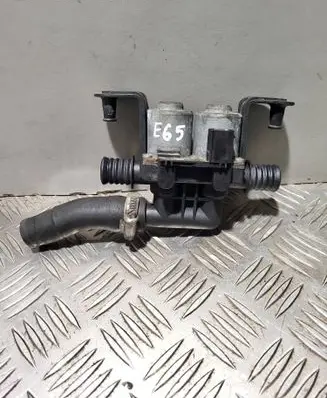 BMW 7 E65 E66 Coolant heater control valve 64116906652 060208 837998108