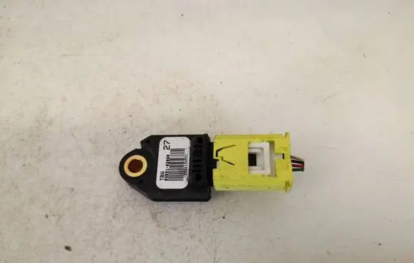 Toyota Auris 150 Airbag deployment crash/impact sensor 8983102060 89831-02060