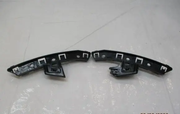 Peugeot 508 II Front bumper mounting bracket 9813646280