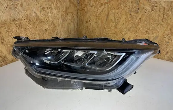 Toyota Yaris XP210 Headlight/headlamp C00087