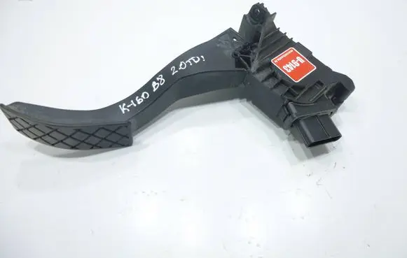 Volkswagen PASSAT B8 Accelerator throttle pedal 5Q1723503H 6PV01062111