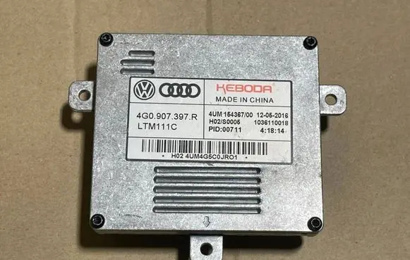 Audi A3 S3 8V Headlight ballast module Xenon 4G0907397R LTM111C H02S0005