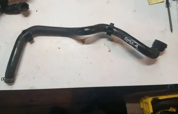 Volvo V60 Engine coolant pipe/hose 31338810