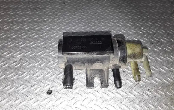 Mercedes-Benz Sprinter W906 Turbo solenoid valve A0091533128
