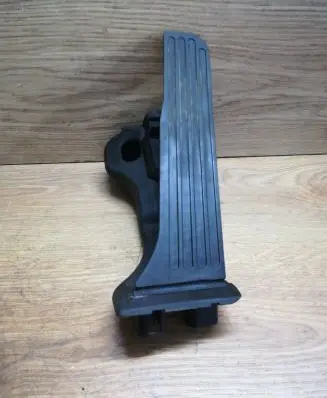 Audi A3 S3 8P Accelerator throttle pedal 1K1721503L 6PV00860000