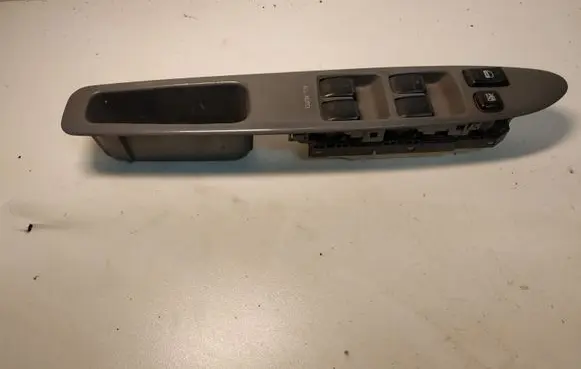 Toyota Avensis Verso Electric window control switch 7423244130