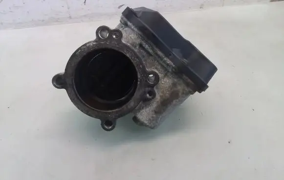 Volkswagen Golf VI Throttle valve 03C133062C