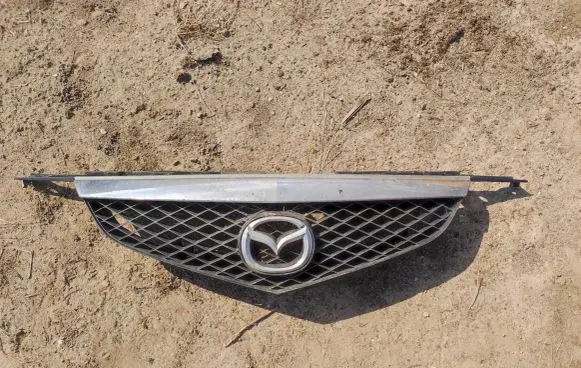 Mazda Premacy Front grill C14550712