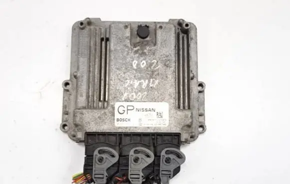 Nissan X-Trail T31 Engine control unit/module 23710JG78B 1039S21008 0281013874