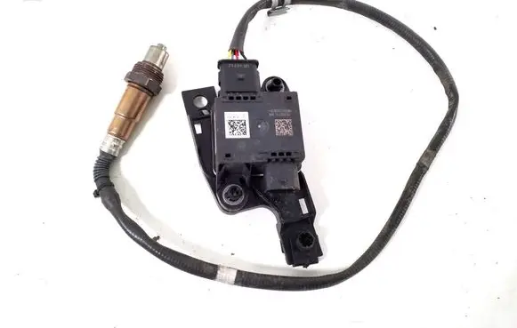 Volkswagen PASSAT B9 Lambda probe sensor 05L906261J