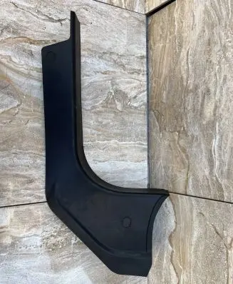 Maserati Ghibli Front sill trim cover 670019535 STP10389 B9851SAPA