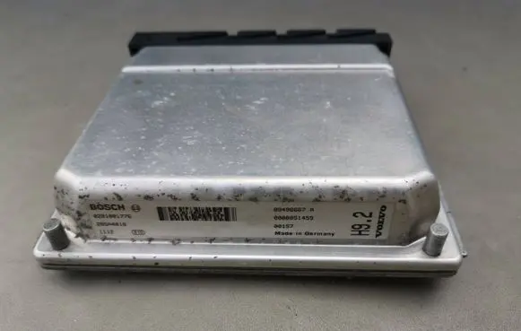 Volvo S80 Engine control unit/module 09496667A 0281001776 28SA4018