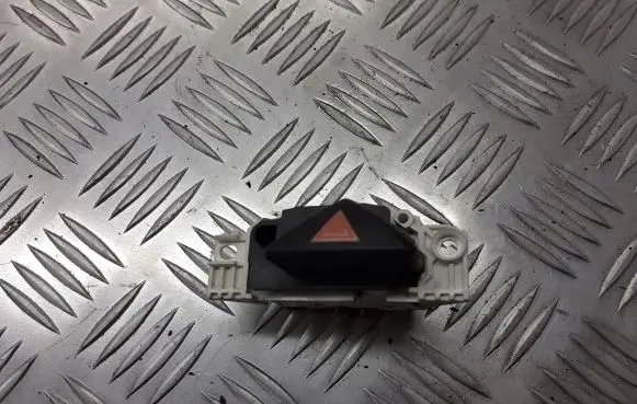 Ford Focus Hazard light switch 2M5T-13A350-AA