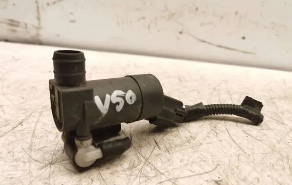 Volvo V50 Windscreen/windshield washer pump