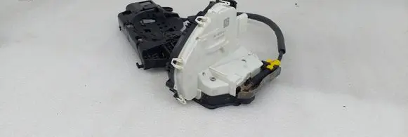 Audi Q5 SQ5 FY Rear door lock 8X0839016G 3059990C 80C837812