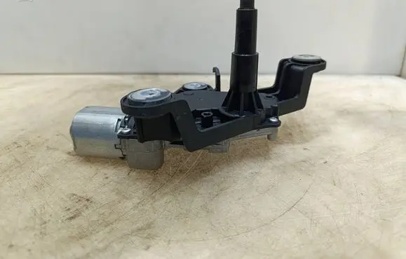 Opel Corsa F Rear window wiper motor 0390205114 981990008