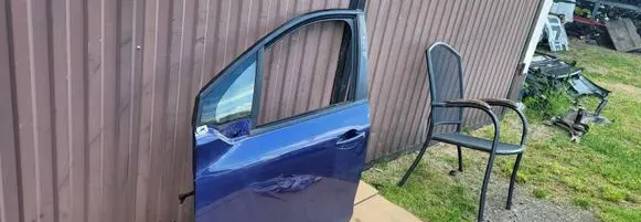 Peugeot 208 I Front door 131313