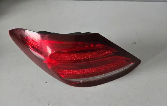 Mercedes-Benz E W213 Rear/tail lights