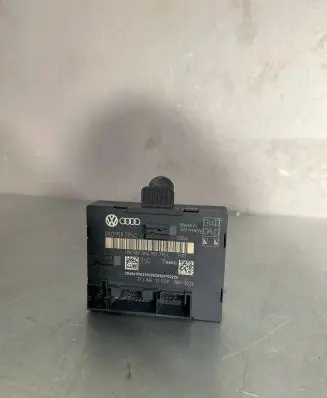 Audi A4 S4 B8 8K Door control unit/module 8K0959795C