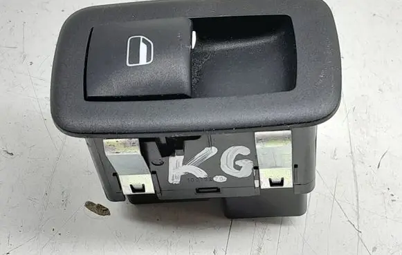 Lancia Thema Electric window control switch 56046832AB
