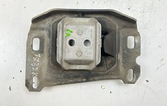 Peugeot 308 Gearbox mount 9673768480