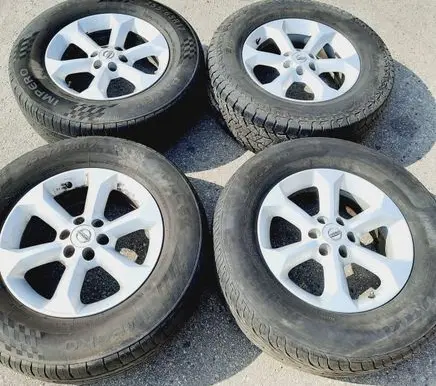Nissan Navara D40 R17 alloy rim 7JX17
