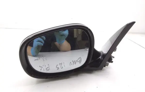 BMW 1 E82 E88 Front door electric wing mirror 