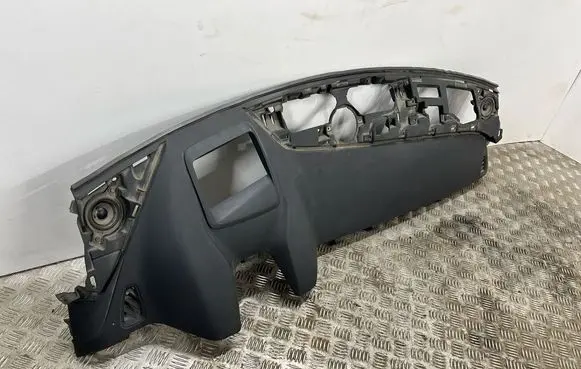 Chevrolet Camaro Dashboard 84081651 84032849 22933869