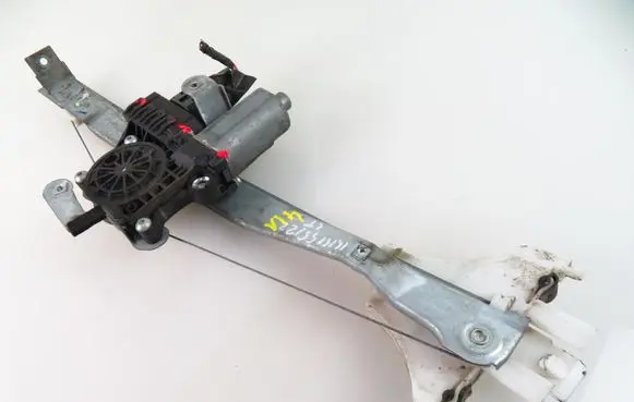 Ford Mondeo Mk III Rear door window regulator with motor 