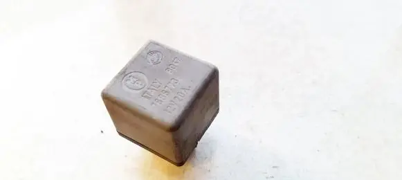 Peugeot Boxer Other relay 7686773 b047