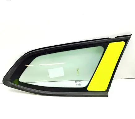 Peugeot 308 Rear side window 9804000380