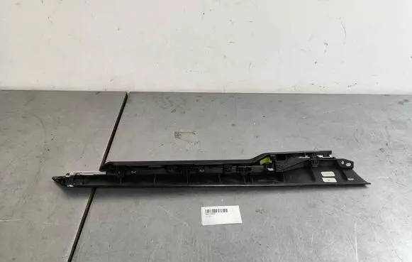 Dashboard trim