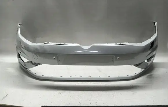 Volkswagen Golf VII Front bumper 5G0807221