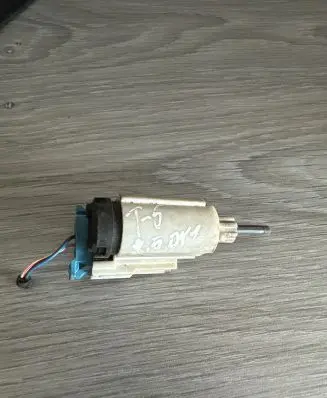 Volkswagen Transporter - Caravelle T5 Brake pedal sensor switch 8E0927189B