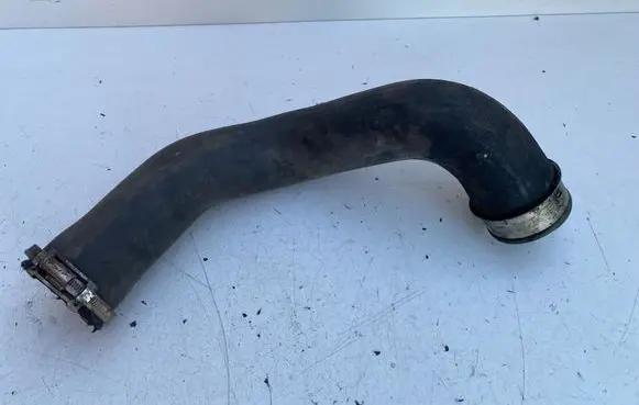 Intercooler hose/pipe