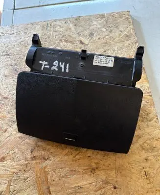 Mercedes-Benz C W203 Screen/display/small screen A2046801231