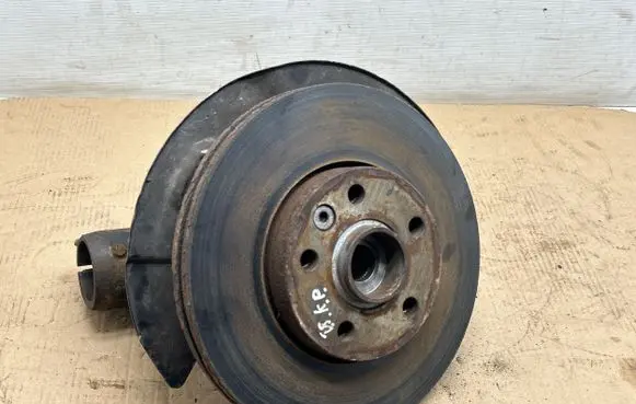 Volkswagen Transporter - Caravelle T5 Front wheel hub 7H0257G