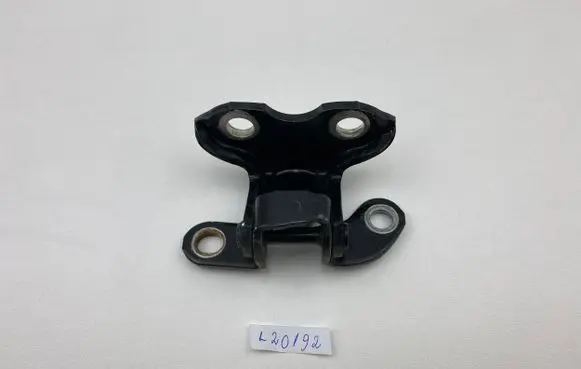 Toyota Prius (XW30) Rear door upper hinge