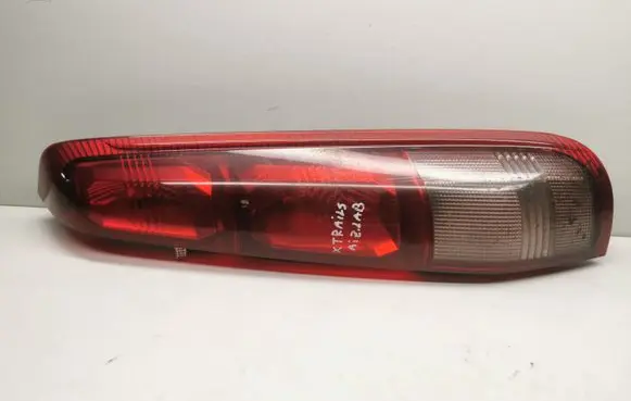 Rear/tail lights