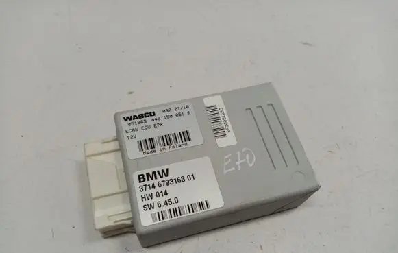 BMW X5 E70 Air suspension control unit module (rear) 37146793163 37146778966