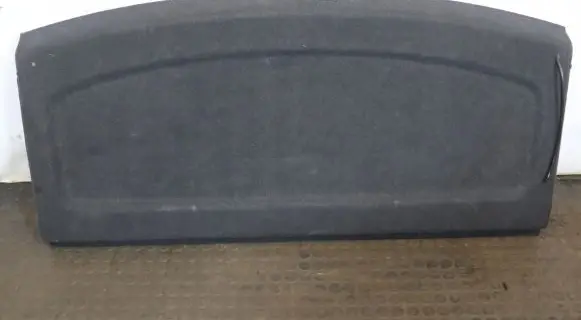 Volkswagen Golf V Parcel shelf