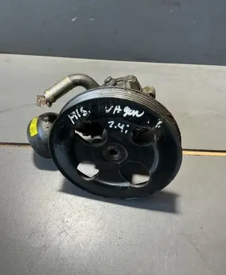 Mitsubishi Space Wagon Power steering pump 