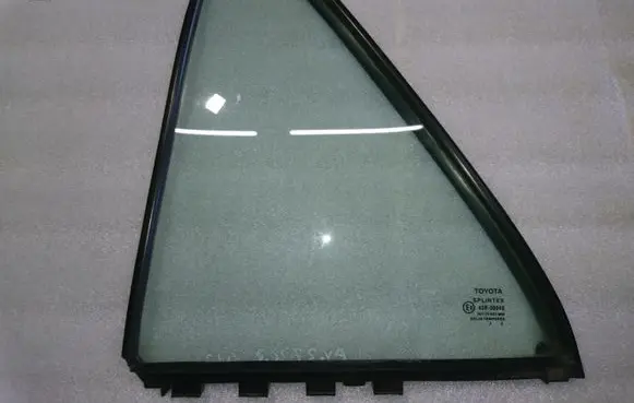 Rear vent window glass