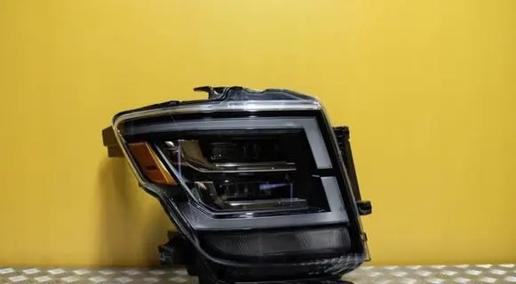 Nissan Titan Headlight/headlamp 260109FV0B 1415