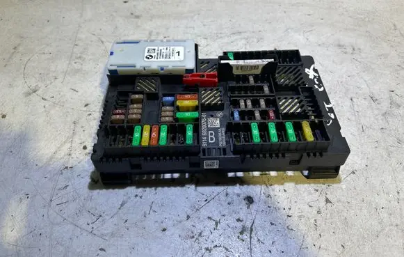 BMW X3 G01 Fuse box set 6828076 18B044AA P0016626