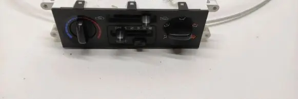 Subaru Forester SF Climate control unit